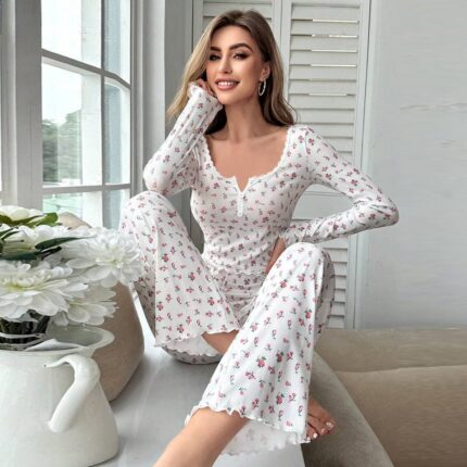 Long-sleeved v-neck pajamas with small floral prints lettuce curled hem trousers home clothes suit for women